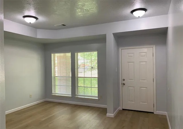 3rd image of 3115 Shady Ridge Trl, Sugar Land, TX 77498 | MLS# 52677504