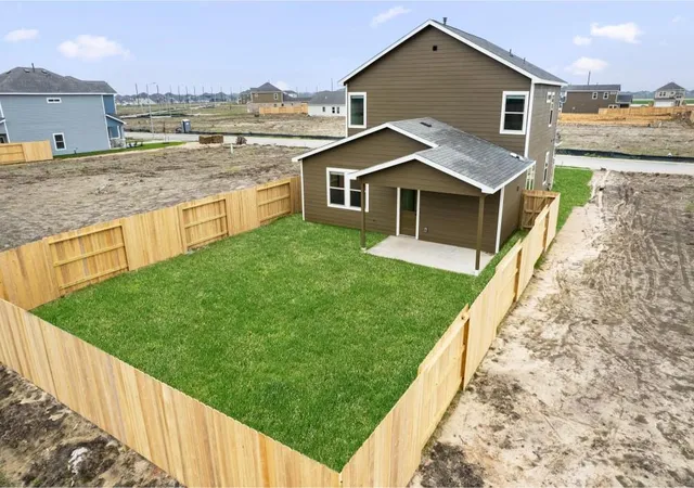Photo 23 of Sale Pending at 1107 Manteca Dr, Rosharon, TX 77583 | MLS# 67992897 | Listing updated on 2026-09-08