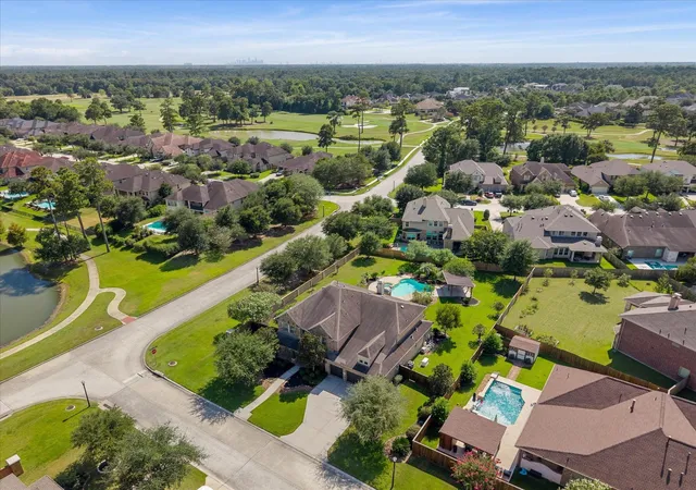 Photo 3 of Single family home for sale at 13903 Mcdannald Park Ln, Humble, TX 77396 | MLS# 76163312 | Listing updated on 2026-10-06