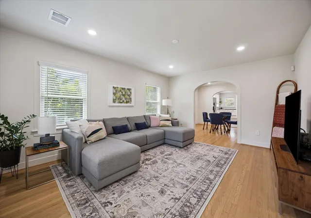 4th image of 809 Gale St, Houston, TX 77009 | MLS# 16104977