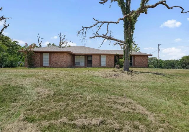 2nd image of 1852 County Road 202, Centerville, TX 75833 | MLS# 33265079