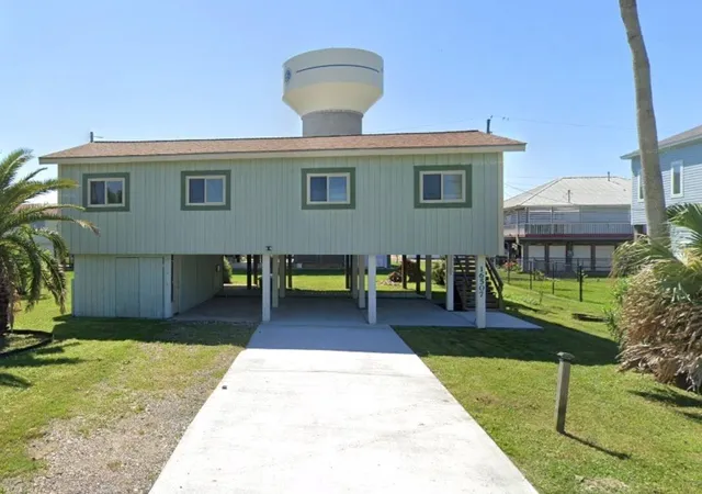 Homes for sale in Jamaica Beach, TX | 16507 John Davis Rd, Jamaica Beach, TX 77554 | MLS# 73465151