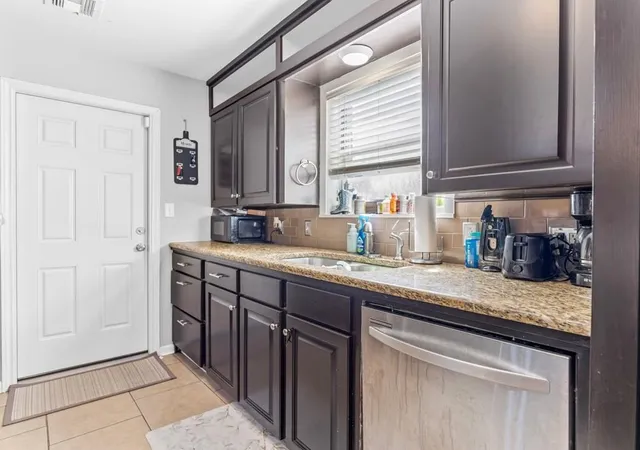 Photo 3 of Single family home for sale at 4009 Rice Ave, Bay City, TX 77414 | MLS# 97601756 | Listing updated on 2026-04-25