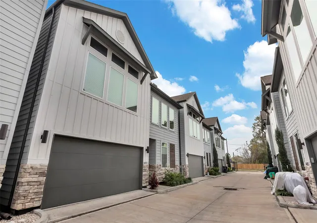 1st image of 4450 W Tidwell Rd #C, Houston, TX 77091 | MLS# 88033914