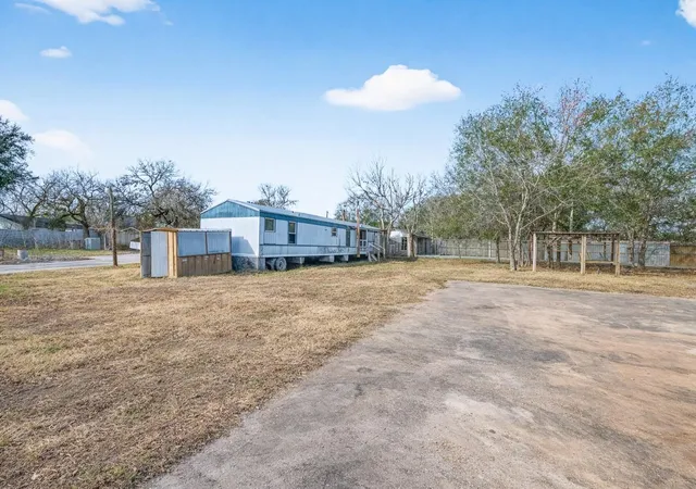 Photo 3 of Land for sale at 711 Cub Ln, Richmond, TX 77469 | MLS# 17462818 | Listing updated on 2026-08-27