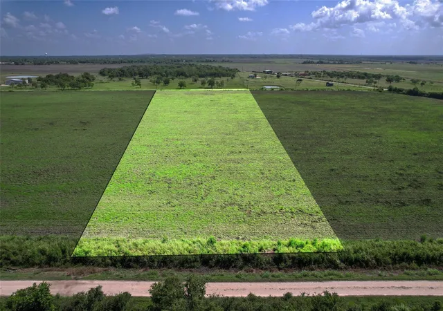 Photo 4 of Land for sale at 5272 Cr 160, Alvin, TX 77511 | MLS# 83585405 | Listing updated on 2026-09-01