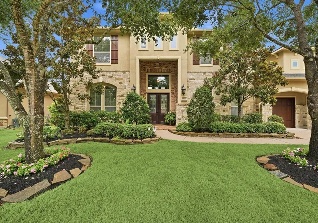 Photo 2 of Single family home for sale at 10507 Texas Redbud Ct, Cypress, TX 77433 | MLS# 65983881 | Listing updated on 2026-09-19