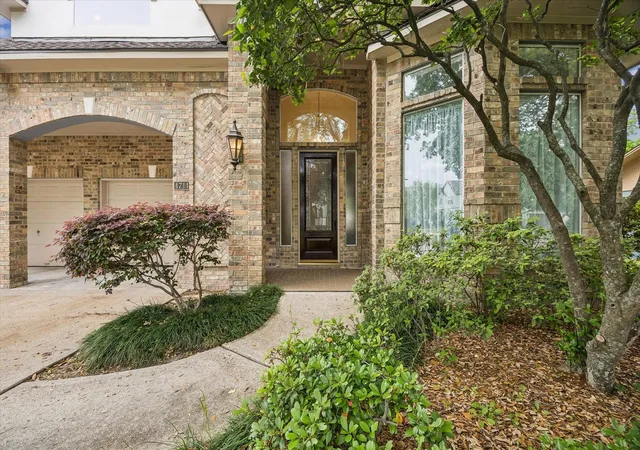 5th image of 4714 Holt, Bellaire, TX 77401 | MLS# 26936324