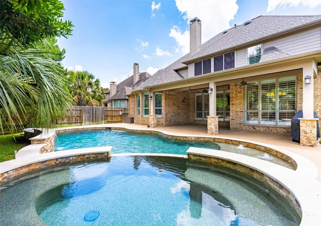 Photo 2 of Single family home for sale at 25406 Greenwell Springs Ln, Katy, TX 77494 | MLS# 39912673 | Listing updated on 2026-09-19