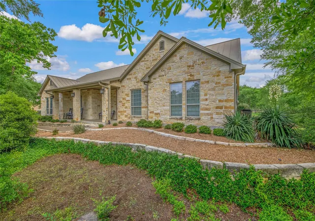 Photo 4 of Single family home for sale at 4819 Williams Crk, College Station, TX 77845 | MLS# 77941806 | Listing updated on 2026-09-18