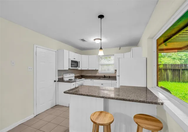 Photo 4 of Single family home for sale at 1303 S Fenner Ave, Cleveland, TX 77327 | MLS# 29902368 | Listing updated on 2026-09-12