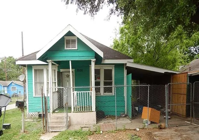 Photo 3 of Single family home for sale at 3101 Evella St, Houston, TX 77026 | MLS# 60606591 | Listing updated on 2026-05-07