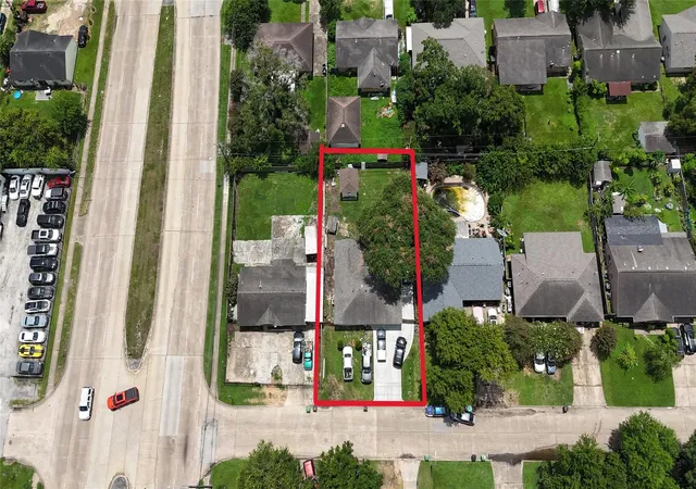 Photo 3 of Single family home for sale at 5505 Melanite Ave, Houston, TX 77053 | MLS# 87954590 | Listing updated on 2026-08-31