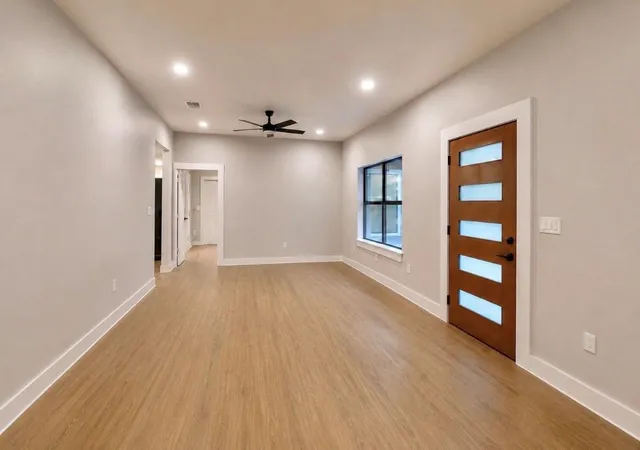 3rd image of 800 N Fannin Ave, Cameron, TX 76520 | MLS# 29901617