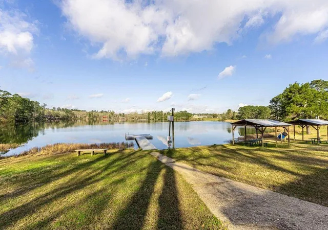 Photo 4 of Land for sale at 13015 Royal Ests Dr, Conroe, TX 77303 | MLS# 10731052 | Listing updated on 2026-07-15