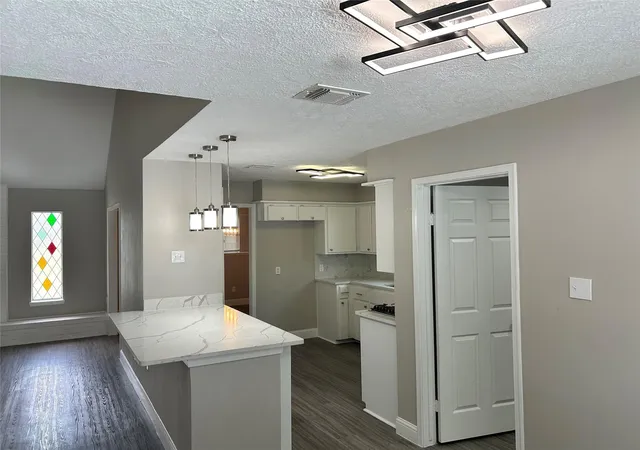 4th image of 1601 Washington Dr, Deer Park, TX 77536 | MLS# 78842255