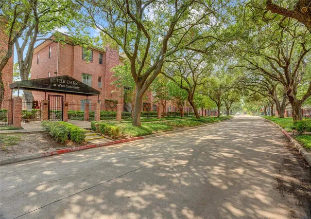 1st image of 4041 Law St #606, Houston, TX 77005 | MLS# 71465986
