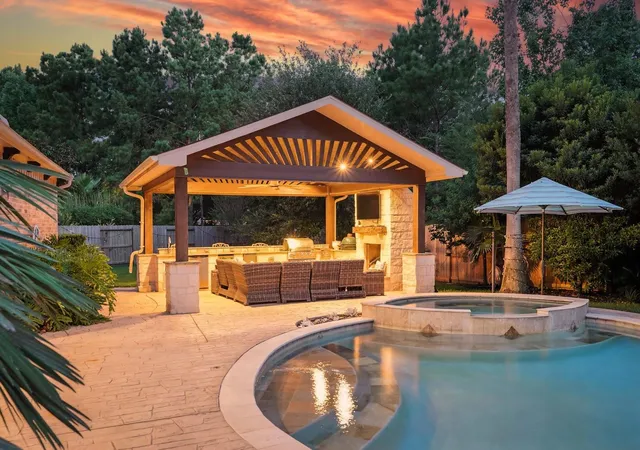 5th image of 1307 Majestic Pines Ct, Kingwood, TX 77345 | MLS# 37500371