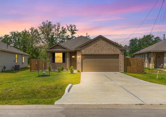 Photo 1 of Single family home for sale at 1605 Road 5102, Cleveland, TX 77327 | MLS# 67446376 | Listing updated on 2026-07-20