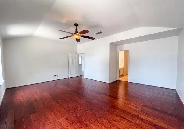 Photo 3 of Single family home for sale at 4519 S Ridgewalk Dr, Houston, TX 77053 | MLS# 27310715 | Listing updated on 2026-10-06