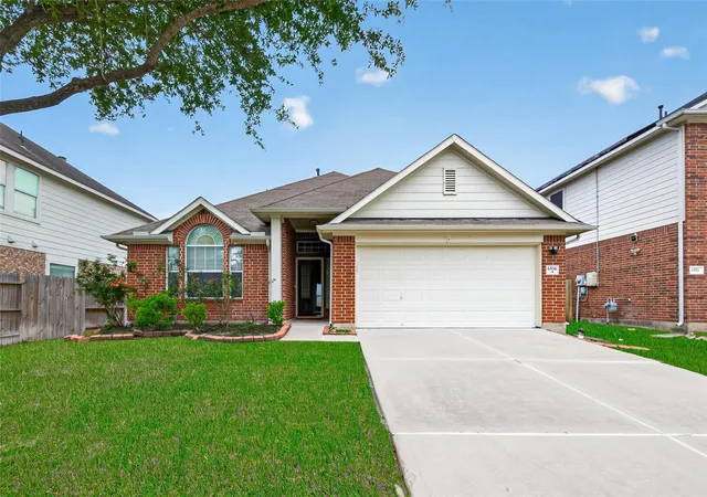 Photo 2 of Single family home for sale at 6506 Signal Point Ln, Houston, TX 77064 | MLS# 48173623 | Listing updated on 2026-08-09