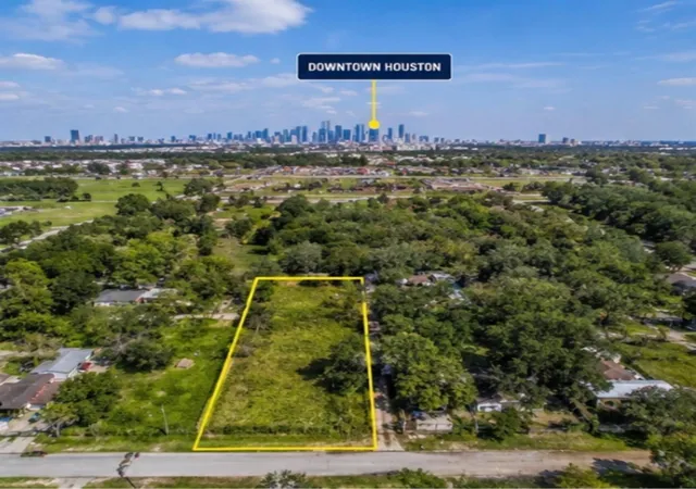 Photo 3 of Land for sale at 1031 Niagara St, Houston, TX 77051 | MLS# 54438246 | Listing updated on 2026-07-23