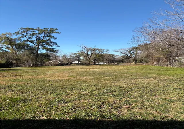 Photo 4 of Land for sale at 1031 Niagara St, Houston, TX 77051 | MLS# 54438246 | Listing updated on 2026-07-23