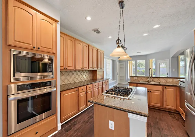 3rd image of 26611 Wedgewood Park, Cypress, TX 77433 | MLS# 14663761