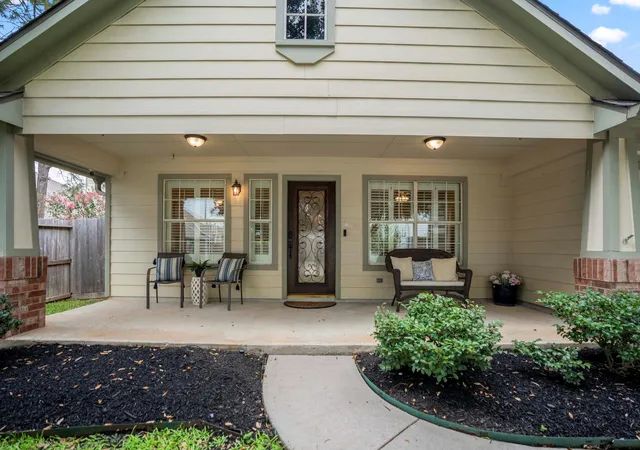 Photo 3 of Single family home for sale at 19422 Camellia Bnd Cir, Spring, TX 77379 | MLS# 51334708 | Listing updated on 2026-09-13
