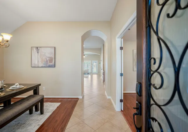 Photo 3 of Single family home for sale at 19422 Camellia Bnd Cir, Spring, TX 77379 | MLS# 51334708 | Listing updated on 2026-09-13