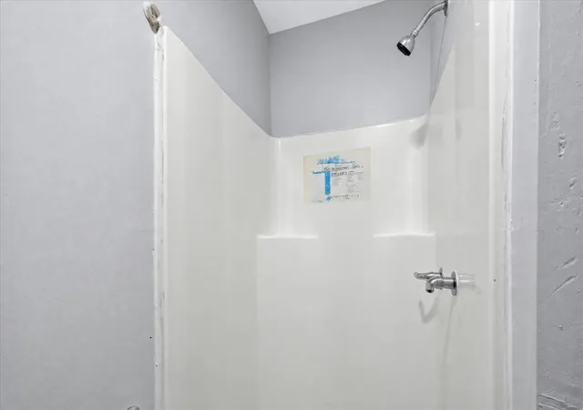 Photo 4 of Multi family home for sale at 3401 Ennis St #4, Houston, TX 77004 | MLS# 81477029 | Listing updated on 2026-07-28