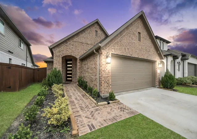 Photo 1 of Single family home for sale at 4218 Kinsey St, Rosharon, TX 77583 | MLS# 98081162 | Listing updated on 2026-07-11