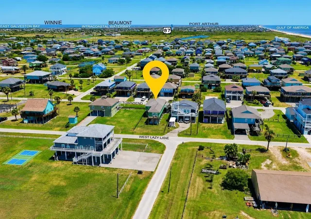 Photo 2 of Single family home for sale at 873 Townsend Dr, Crystal Beach, TX 77650 | MLS# 10310974 | Listing updated on 2026-08-25