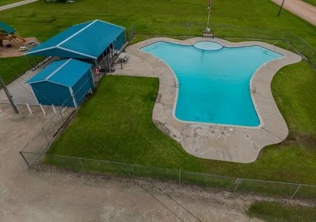 41st image of 483 Riverside Dr, Palacios, TX 77465 | MLS# 72983742