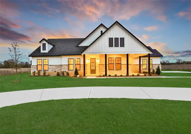 Homes for sale in New Waverly, TX | 151 Seguin Dr, New Waverly, TX 77358 | MLS# 29584659