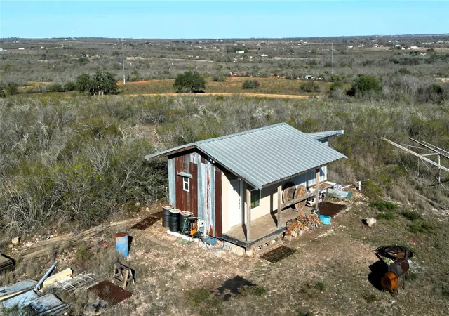 4th image of 00 County Road 6753, Devine, TX 78016 | MLS# 67960765