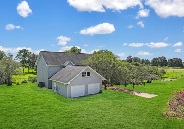 3rd image of 1412 Hollier Rd, Friendswood, TX 77546 | MLS# 67667894
