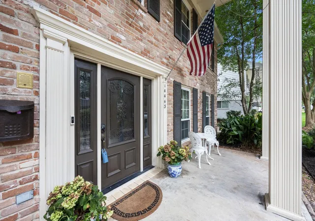 Photo 4 of Sale Pending at 14443 Twisted Oak Ln, Houston, TX 77079 | MLS# 7269696 | Listing updated on 2026-09-15