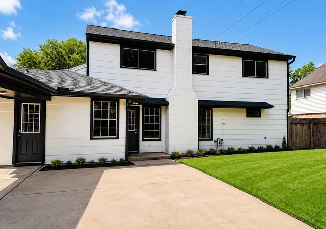Photo 2 of Single family home for sale at 1407 Wagon Gap Trl, Houston, TX 77090 | MLS# 32130409 | Listing updated on 2026-09-21