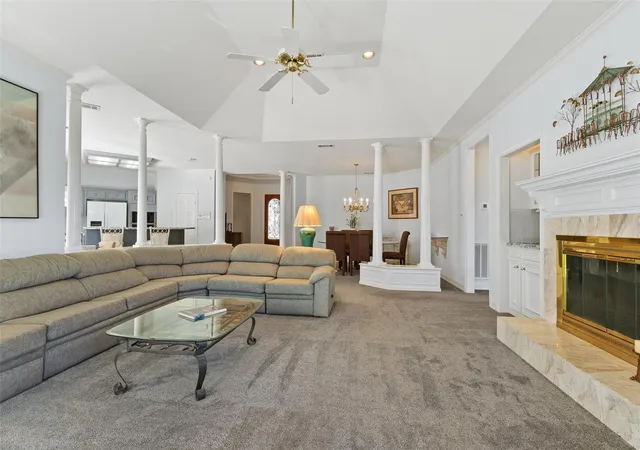 Photo 4 of Sale Pending at 30 Winthrop Harbor Ct, Montgomery, TX 77356 | MLS# 87569249 | Listing updated on 2026-09-16