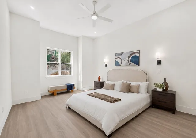 Photo 3 of Single family home for sale at 427 E 9th Street, Dallas, TX 75203 | MLS# 97009217 | Listing updated on 2026-09-09