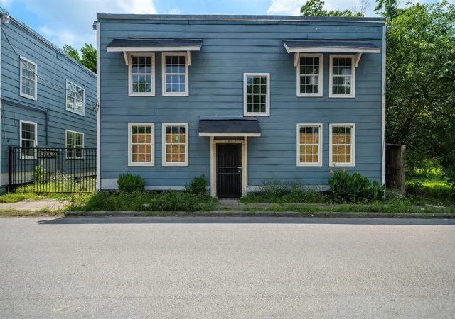 2nd image of 2401 & 2407 Sampson St #1-8, Houston, TX 77004 | MLS# 61437937