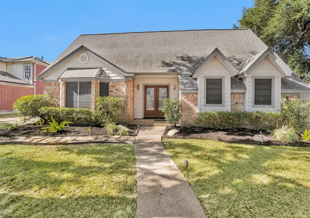 Photo 3 of Single family home for sale at 13306 Bexhill Dr, Houston, TX 77065 | MLS# 15943679 | Listing updated on 2026-09-08