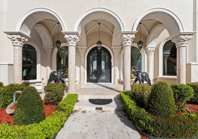 4th image of 6 Waterford Oaks Ln, Kemah, TX 77565 | MLS# 84169251