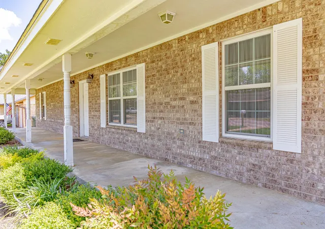 Homes for sale in Shiner, TX | 216 E Montana Dr, Shiner, TX 77984 | MLS# 10467309