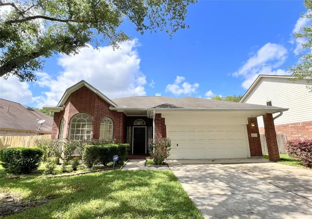 Photo 1 of Single family home for sale at 4723 Silverlake Dr, Sugar Land, TX 77479 | MLS# 89630461 | Listing updated on 2026-07-24