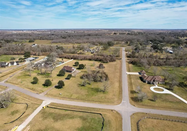 Photo 3 of Sale Pending at 16735 Wrangler Rd, Rosharon, TX 77583 | MLS# 66893215 | Listing updated on 2026-09-03
