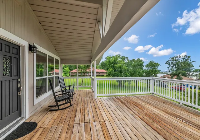 5th image of 671 Lakeview Hbr, Onalaska, TX 77360 | MLS# 82815271