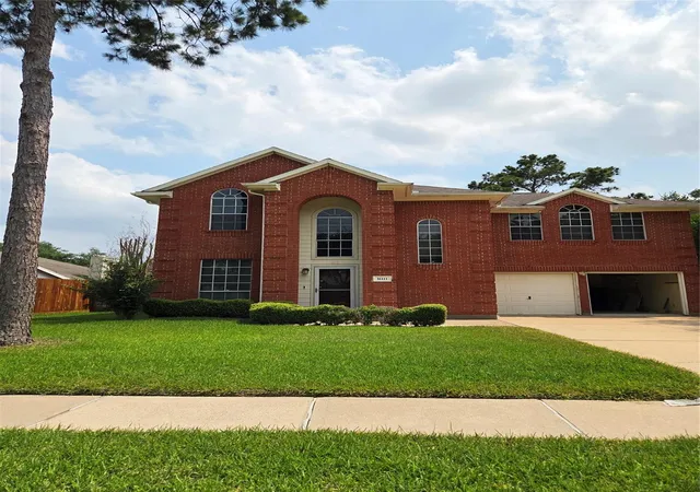 Photo 2 of Single family home for sale at 16111 Aberdeen Forest Dr, Houston, TX 77095 | MLS# 41788134 | Listing updated on 2026-07-16