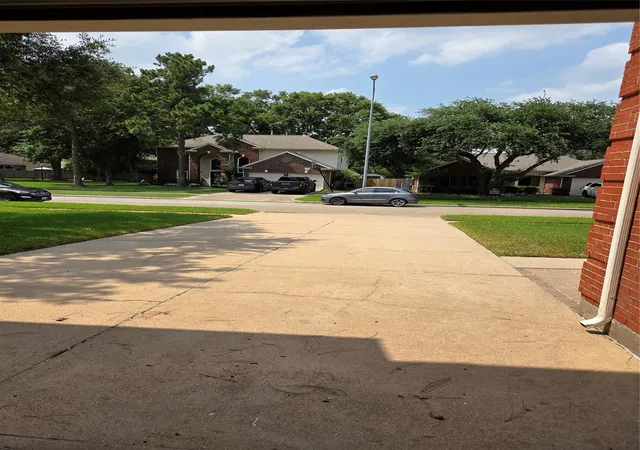 Photo 3 of Single family home for sale at 16111 Aberdeen Forest Dr, Houston, TX 77095 | MLS# 41788134 | Listing updated on 2026-07-16